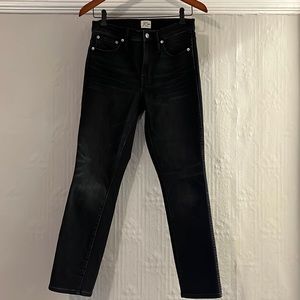 SOLD | NOT AVAILABLE Jcrew “vintage straight” mid rise